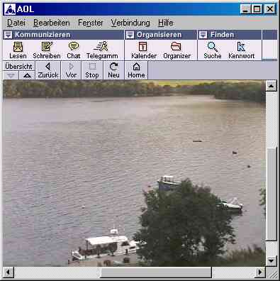webcam 21:15:23  Aug 22, 2001